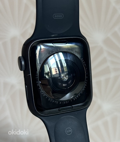 Apple Watch Series 5 44 мм (фото #4)