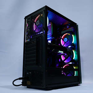 Garantii! Mänguarvuti RTX 3070 32GB DDR4 14100F (5 foto / 5)