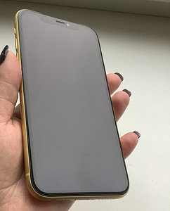 iPhone 11 Yellow 64 Gb (3 foto / 10)