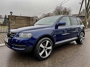 Volkswagen Touareg Exclusive Black Edition 3.0 V6 TDI 165kW (2 foto / 11)