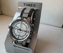 Наручные часы Timex