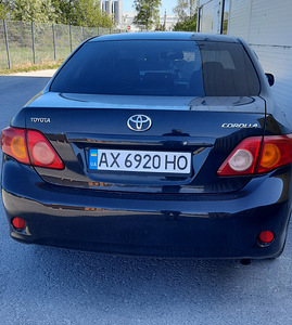 Toyota corolla 1.6 автомат (2 фото из 7)