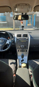 Toyota corolla 1.6 2008 (4 foto / 4)