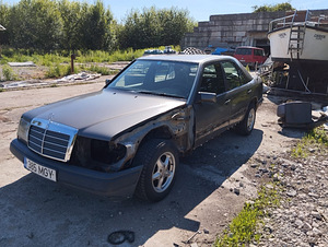 Mercedes w 124 (7 foto / 8)