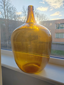 Большая бутылка (1 фото из 2)