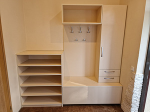 Garderoob, kapp, kummut, uksed (Mööbel) (5 foto / 5)